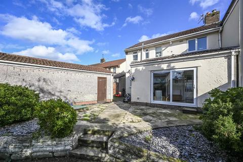 3 bedroom semi-detached house for sale, Mosshill Close, Maghull