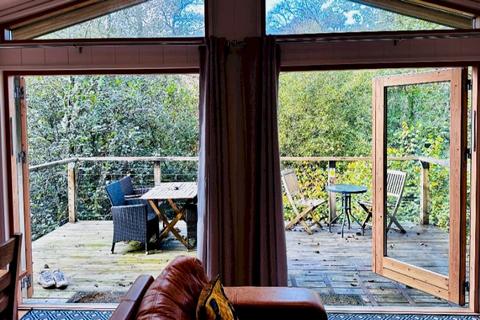 undefined, Two Bed Magical Streamside Lodge  Stonerush Lakes, Looe PL13