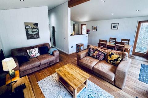 undefined, Two Bed Magical Streamside Lodge  Stonerush Lakes, Looe PL13