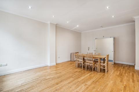 4 bedroom end of terrace house to rent, Chalton Street, Euston, London