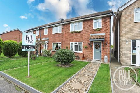 31 Crowhurst Close, Carlton Colville, Lowestoft, NR33 8SB