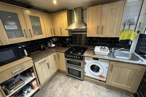 6 bedroom terraced house for sale, Barrfield Road, Salford