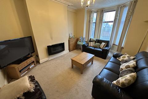 6 bedroom terraced house for sale, Barrfield Road, Salford