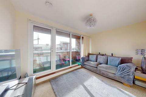 2 bedroom flat for sale, Endeavour Court, Plymouth, PL1