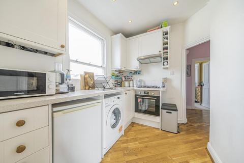 2 bedroom flat for sale, Shorrolds Road, Fulham