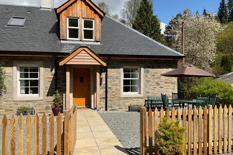 3 bedroom semi-detached house for sale, Birnam, Dunkeld, Perthshire, PH8 0DW