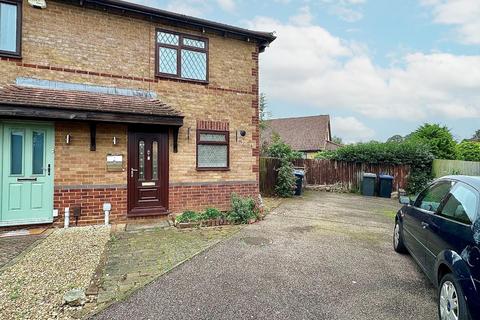 2 bedroom semi-detached house for sale, Braemar Crescent, Northampton