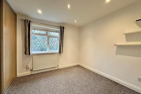 2 bedroom semi-detached house for sale, Braemar Crescent, Northampton