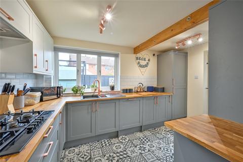 19 Hillside Drive, Little Haywood, Stafford, ST18 0NN