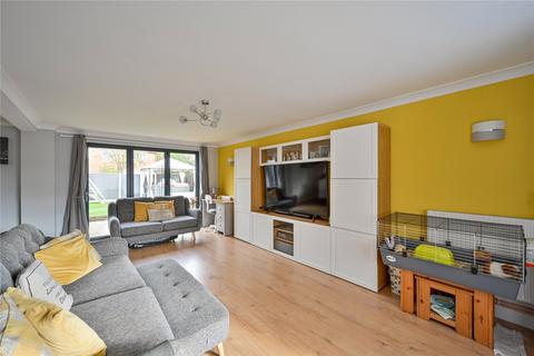 19 Hillside Drive, Little Haywood, Stafford, ST18 0NN