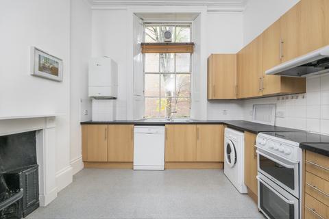 2 bedroom flat to rent, Torrington Square, London