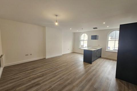 1 bedroom flat to rent, Globe Court, Stone, ST15