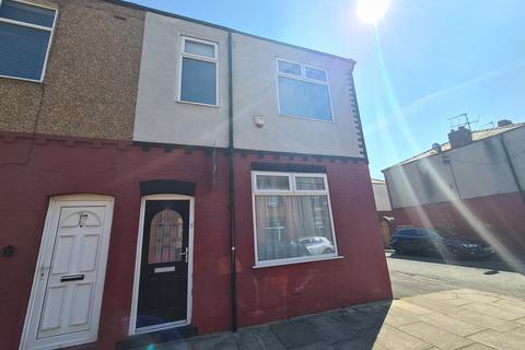 3 bedroom terraced house to rent, Raikes Road, Preston PR1