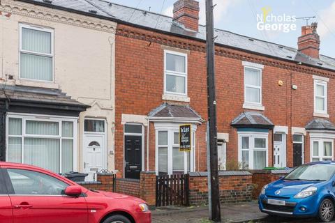 2 bedroom house to rent, Gilbert Road, Smethwick, B66 4PZ