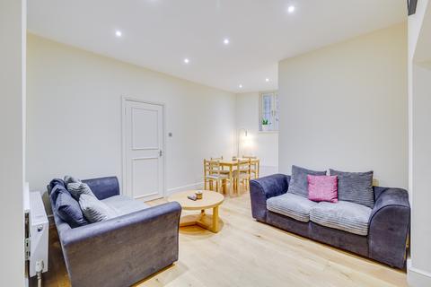 2 bedroom flat for sale, Avonmore Mansions, Avonmore Road, London