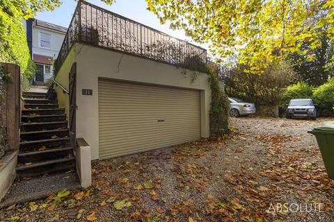 4 bedroom terraced house for sale, Windsor Road, Torquay, TQ1