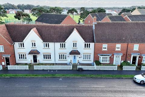 3 bedroom terraced house for sale, Hundred Acre Way, Bury St. Edmunds IP28