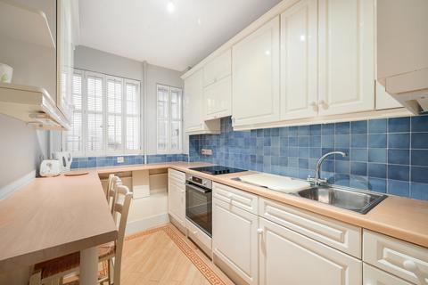 1 bedroom flat to rent, Kings Court South, Chelsea Manor Gardens, London