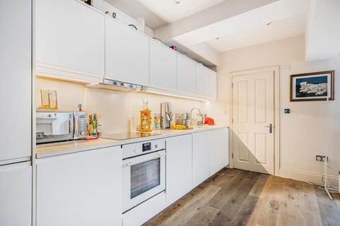 2 bedroom flat for sale, Birchington Road, West Hampstead