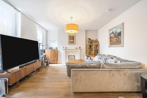 2 bedroom flat for sale, Birchington Road, West Hampstead