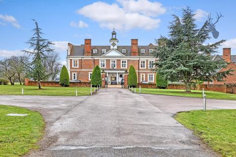 6 Hill Hall, Theydon Mount, Epping, CM16 7QQ