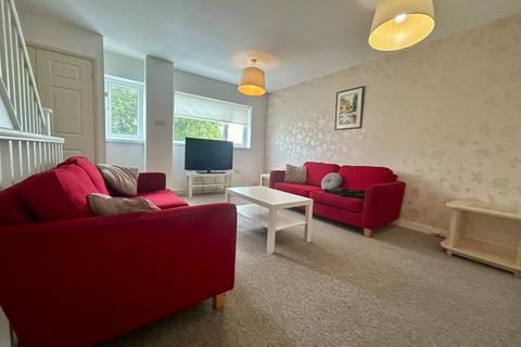 4 bedroom terraced house to rent, Martin Close, Cirencester, Gloucestershire, GL7