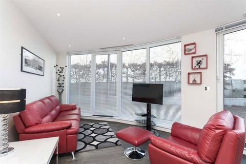 1 bedroom apartment to rent, Centurion Building, 376 Queenstown Road, London, SW11