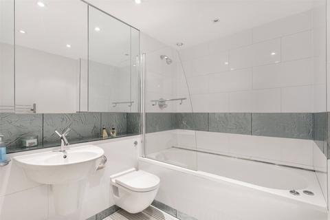 1 bedroom apartment to rent, Centurion Building, 376 Queenstown Road, London, SW11