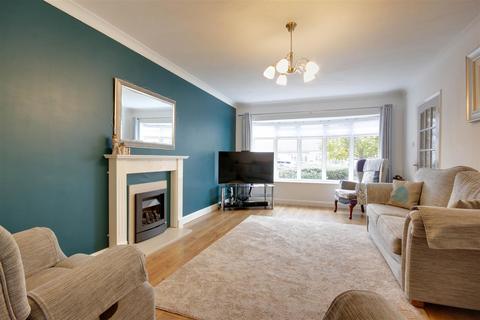 4 bedroom link detached house for sale, Ashgate Road, Willerby