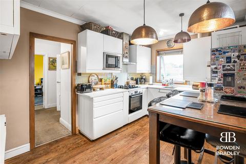 35 Walden Way, Ilford, IG6 3BJ