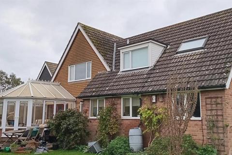 4 bedroom house for sale, St. Thomas Avenue, Hayling Island