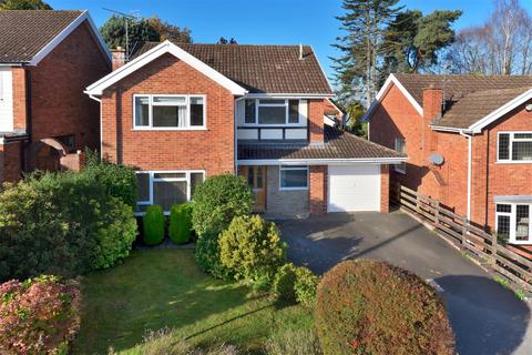 4 bedroom detached house for sale, Loder Drive, Hereford