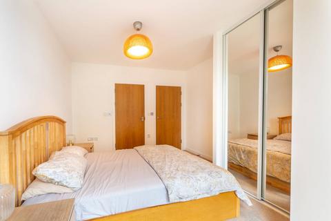 2 bedroom flat for sale, Matthews Close, Wembley Park, Wembley, HA9