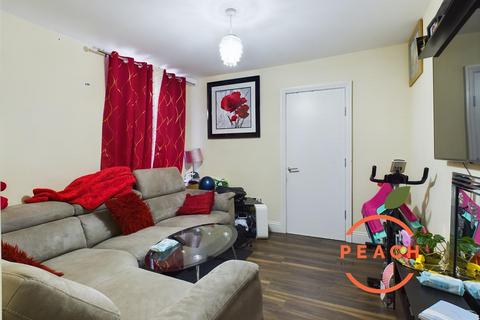9a Albert Square, London, E15 1HJ