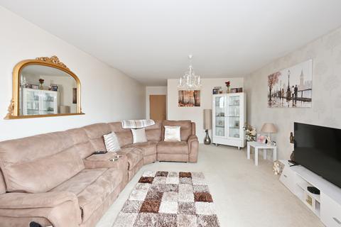 2 bedroom flat for sale, Sandylands Promenade, Morecambe LA3