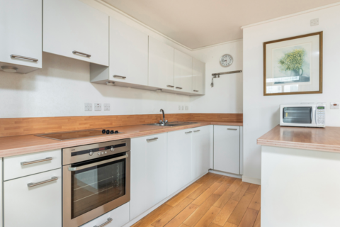 2 bedroom flat to rent, Maurer Court, John Harrison Way, London