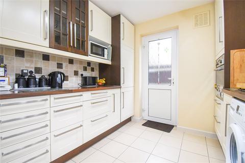 2 bedroom maisonette for sale, Glenhurst Avenue, Ruislip HA4