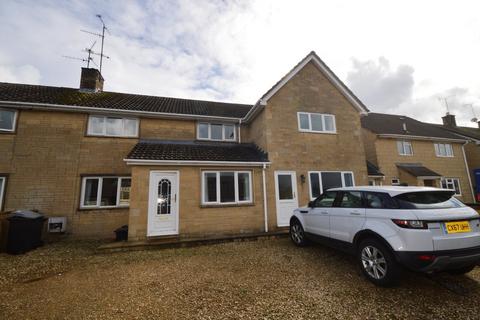 6 bedroom terraced house to rent, Queen Elizabeth Road, Cirencester, Gloucestershire, GL7