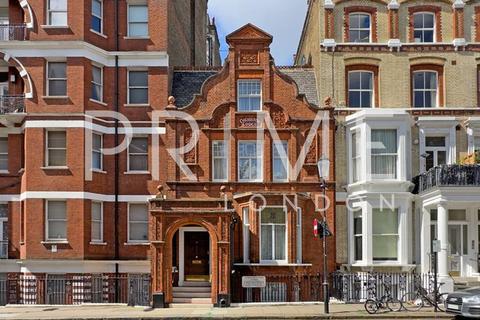 6 bedroom terraced house to rent, Cheniston Lodge, London W8