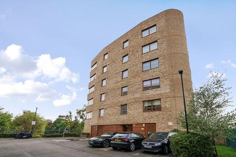 1 bedroom apartment for sale, Kenneth Way, London