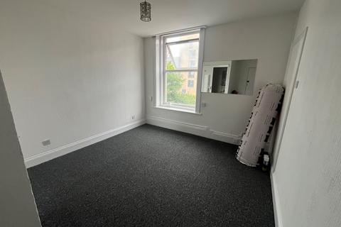 Property to rent, Holdenhurst Road, Bournemouth, BH8