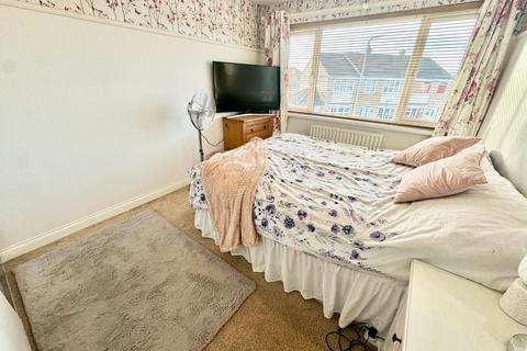 27 Alloway Grove, Hemlington, Middlesbrough, TS8 9HT
