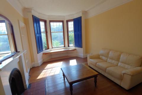 2 bedroom flat to rent, Wallace Street, Stirling, Stirlingshire, FK8