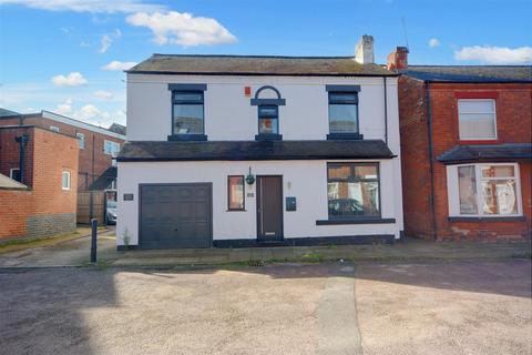 4 bedroom detached house for sale, West End Street, Stapleford, Nottingham