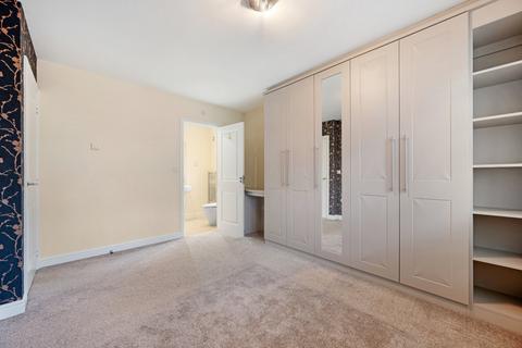 72 Bletchley Road, Horsforth, Leeds, LS18 4FG
