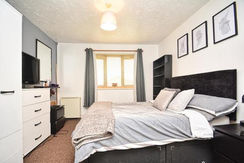 39 Fakenham Drive, Hereford, HR4 9UG
