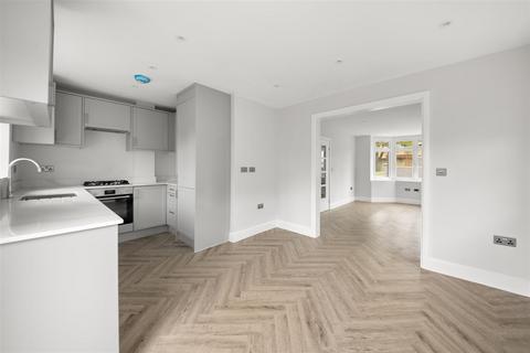 42 Bridge Road, Hounslow, TW3 1SG