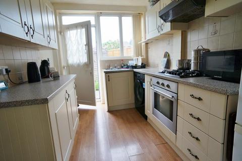 3 bedroom end of terrace house for sale, Eastbourne Terrace, Pontefract