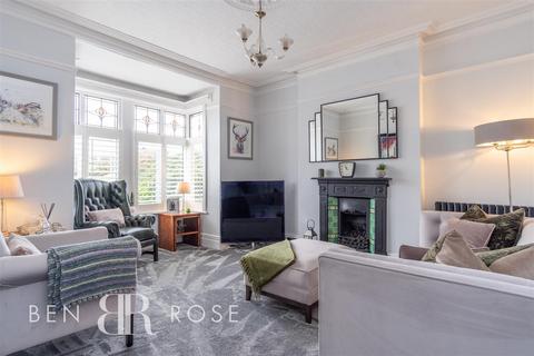 167 Blackburn Road, Heapey, Chorley, PR6 8EJ