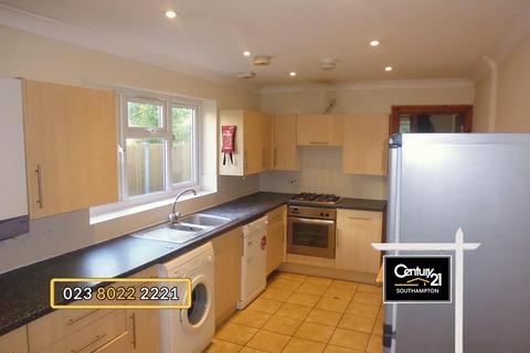 6 bedroom terraced house to rent, Spear Road, SOUTHAMPTON SO14